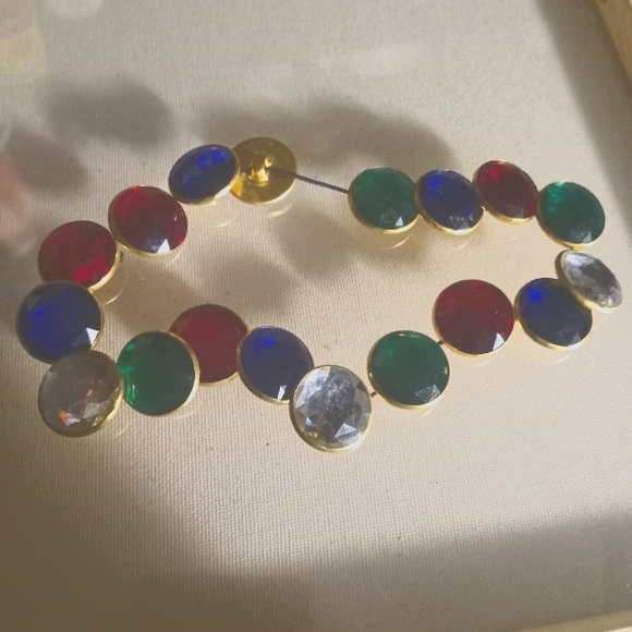 Buttons - Picture 1 of 1